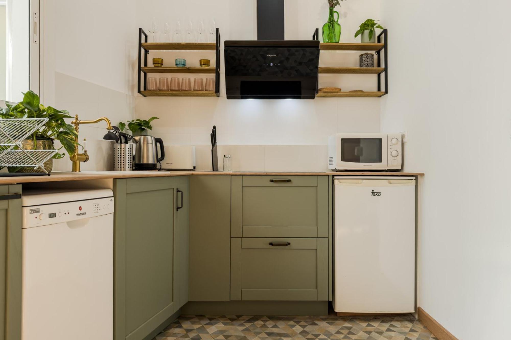 Magalhaes - Trad Flat In Poble Sec, Near Ramblas Barcelona Kültér fotó