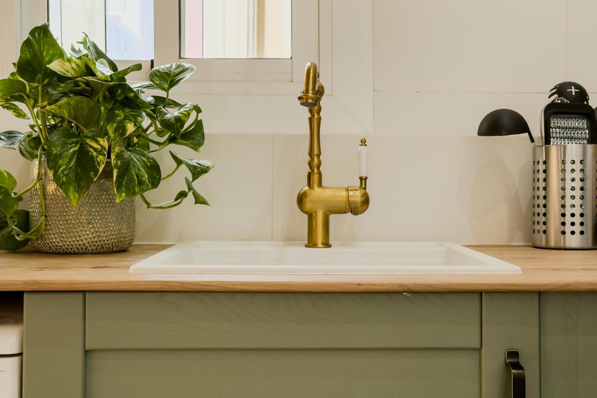 Magalhaes - Trad Flat In Poble Sec, Near Ramblas Barcelona Kültér fotó