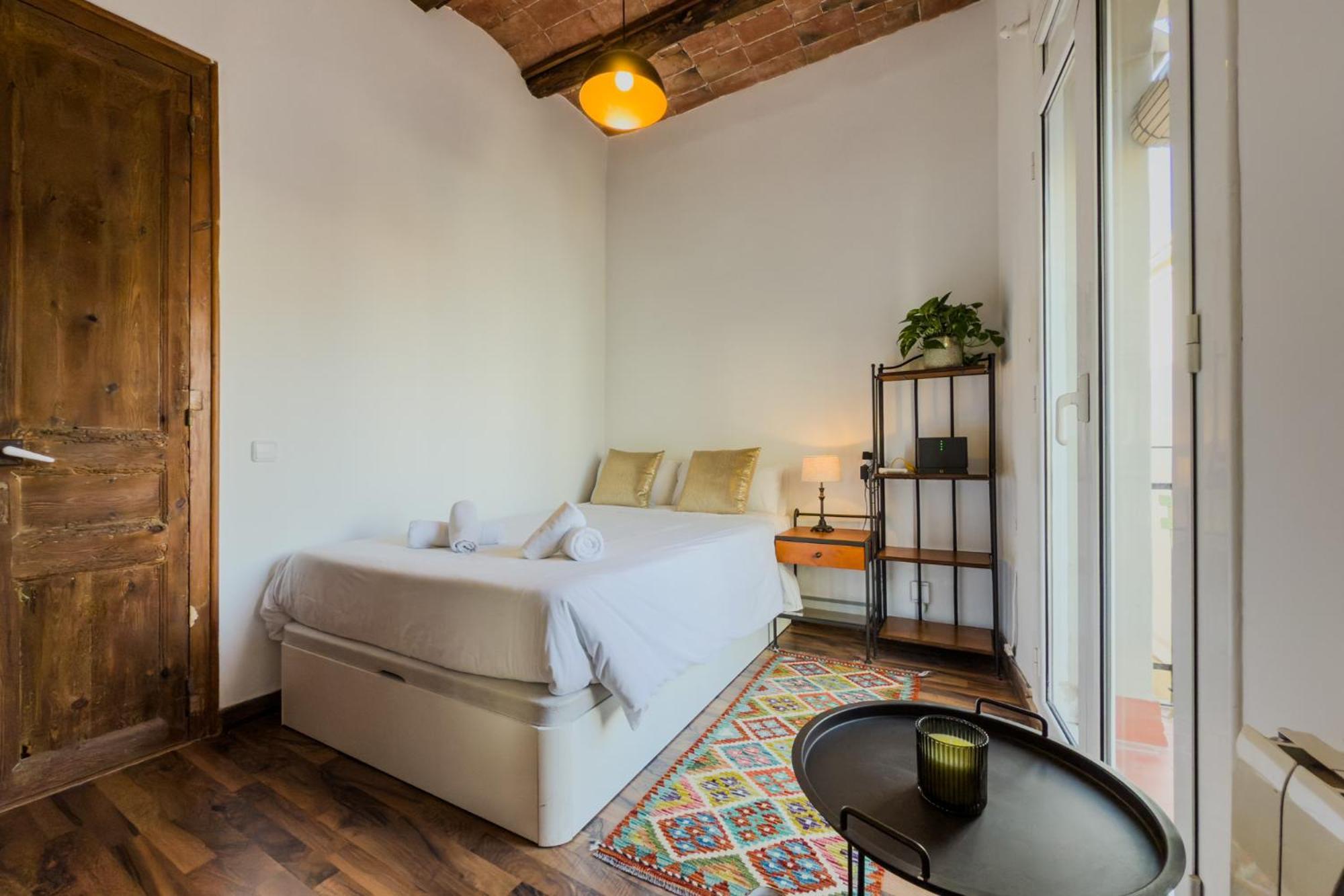 Magalhaes - Trad Flat In Poble Sec, Near Ramblas Barcelona Kültér fotó